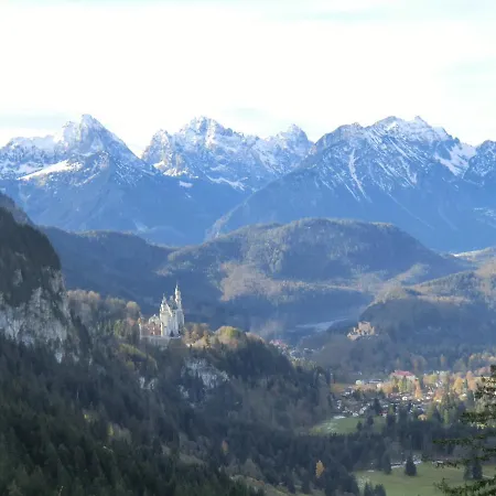 Zum Goldenen Schwanen Отель 3*