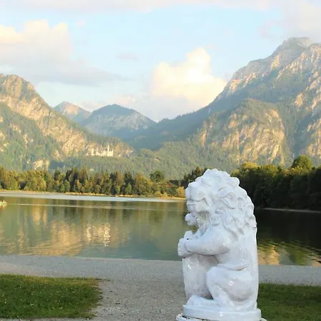 Zum Goldenen Schwanen Отель